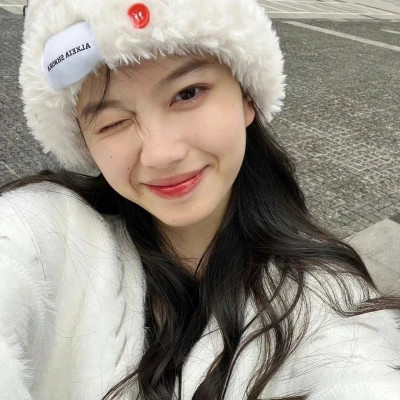 2025真人高清可爱女生头像