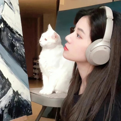 2025年最新版头像可爱女生图片