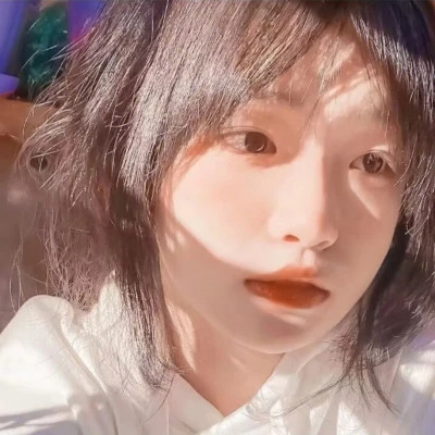 2025年最新版头像可爱女生图片