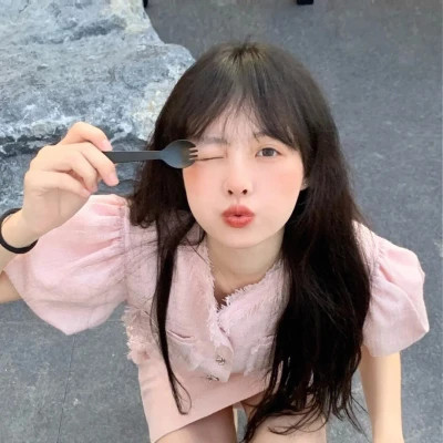 2025年最新版头像可爱女生图片