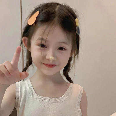 2025年最新头像图片可爱女生