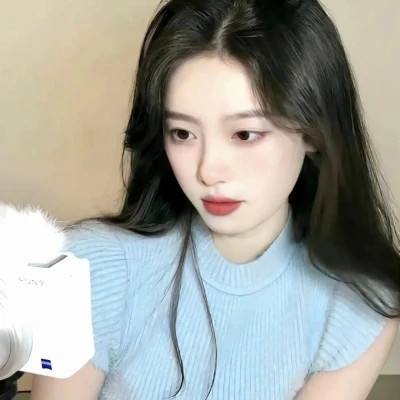 2025女头漂亮温柔可爱高清真人
