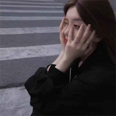 2025高清超级可爱的微信真人女头