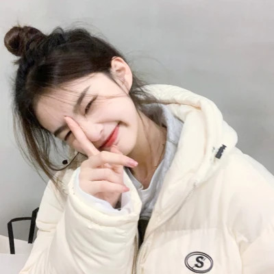 2025真人可爱女孩头像
