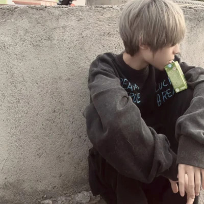 头像真人男生2025超酷帅气