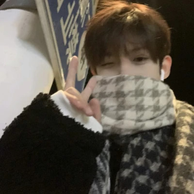 头像真人男生2025超酷帅气
