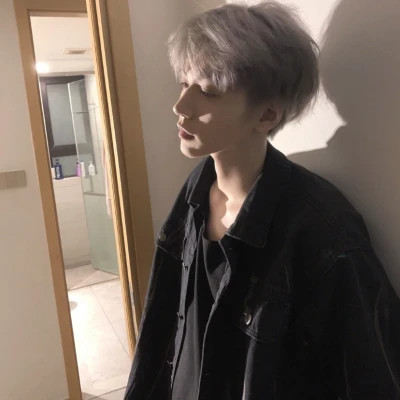 头像真人男生2025超酷帅气