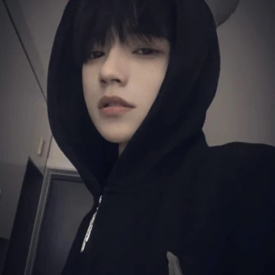 头像真人男生2025超酷帅气