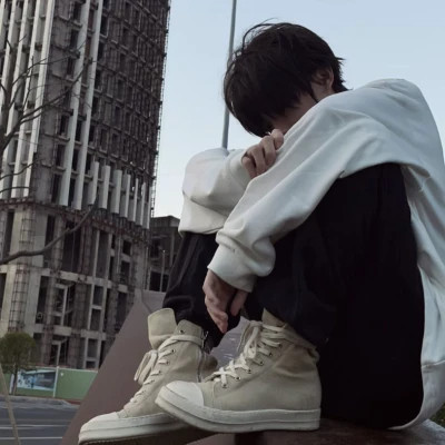 头像真人男生2025超酷帅气