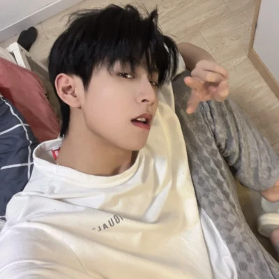 头像男生真人2025高清酷味图片