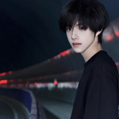 头像男生真人2025高清酷味图片