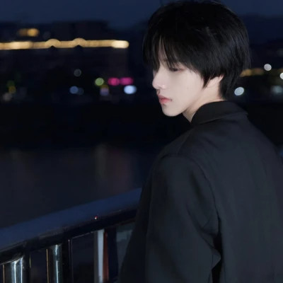 头像男生真人2025高清酷味图片