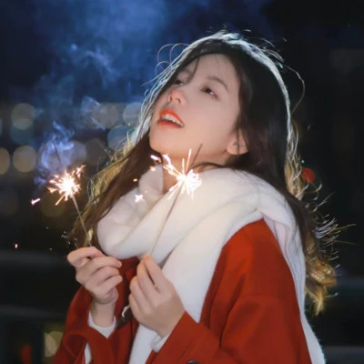 2025超好看女生头像图片