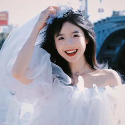 2025超好看女生头像图片