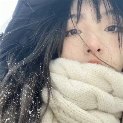 2025超好看女生头像图片