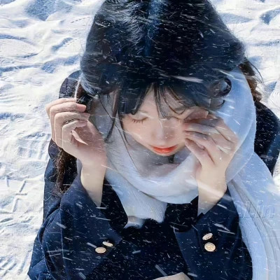 2025超好看女生头像图片
