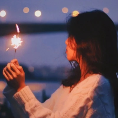 女生2025年的好看头像