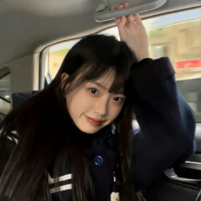 女生2025年的好看头像
