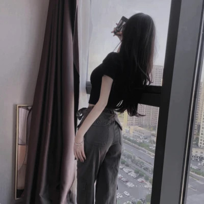 2025年最新款头像女生高清图片