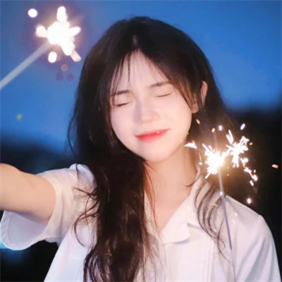 2025年超火最新款女生头像