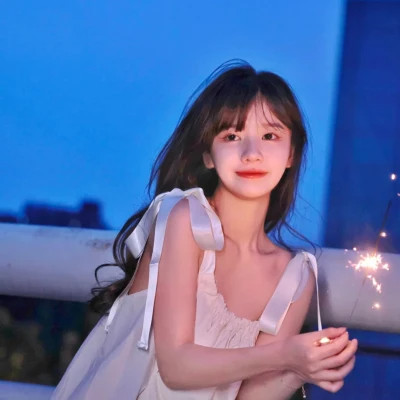 2025年超火最新款女生头像