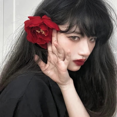 2025年超火最新款女生头像