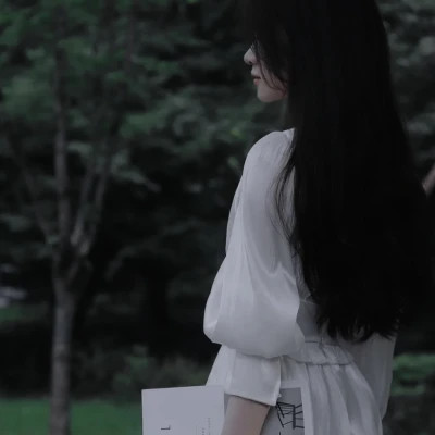 2025年超火最新款女生头像