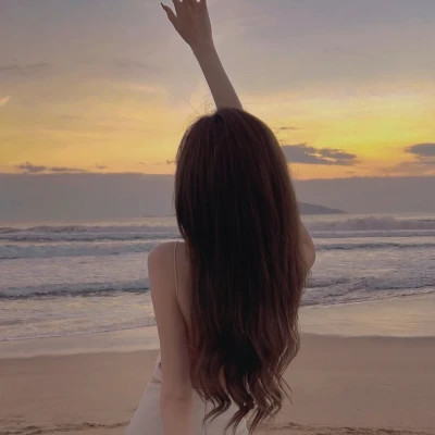 2025年最火女款头像高清