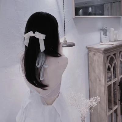 2025年最火女款头像高清