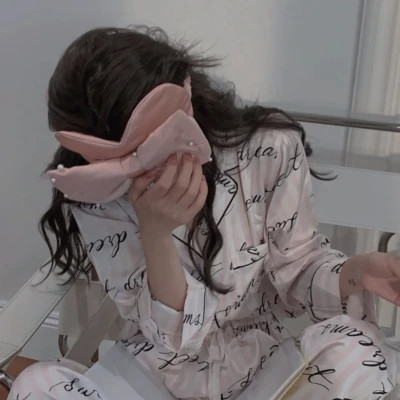 2025年最火女款头像高清