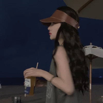 2025年最火女款头像高清