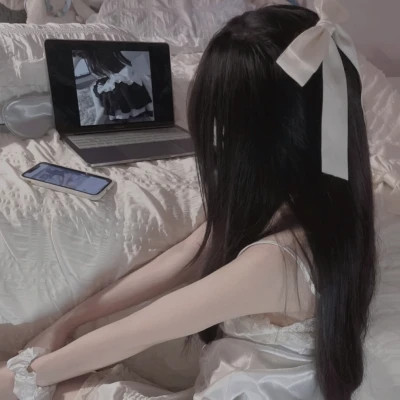 2025年最火女款头像高清