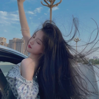 2025年火爆女生头像