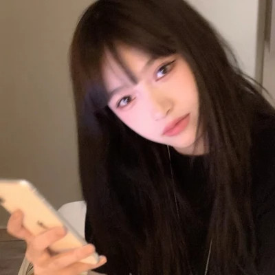 2025年火爆女生头像