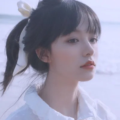 2025年火爆女生头像
