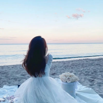 2025年火爆女生头像