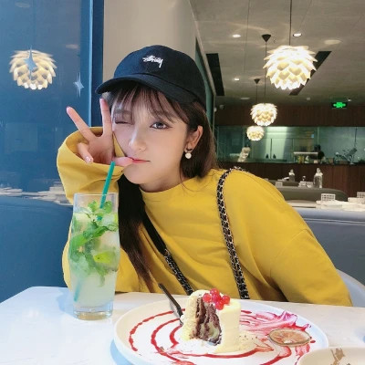 现在最火头像图片2025女