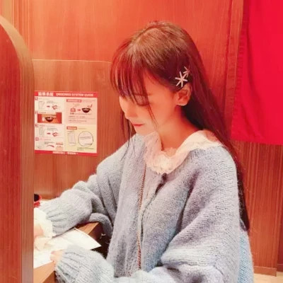 现在最火头像图片2025女