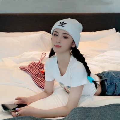 2025最新好看女生头像