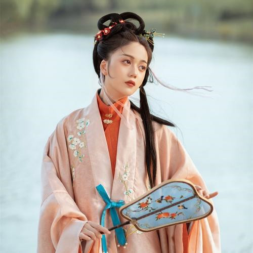 漂亮女人温柔头像图片
