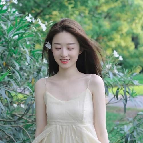 温柔到极致的头像女