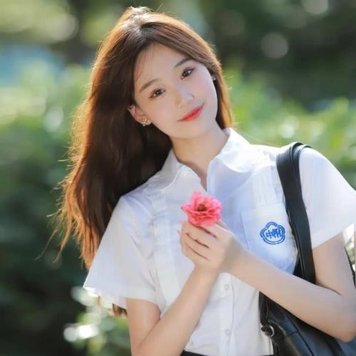 温柔到极致的头像女