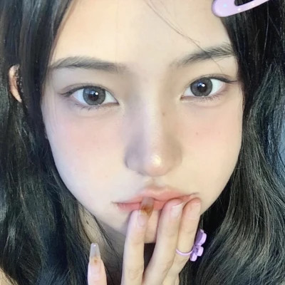 乖巧女头像ins高级质感