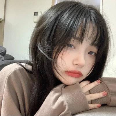 乖巧女头像ins高级质感