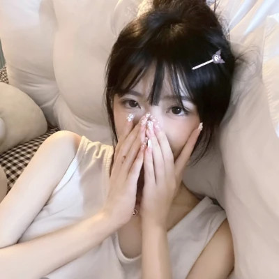 女头像ins高级质感简单