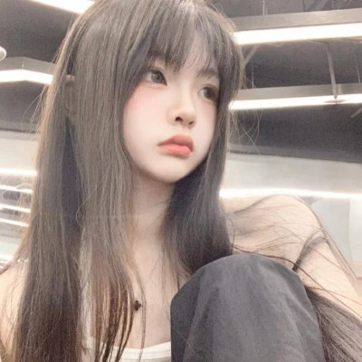 头像ins高级质感简约女