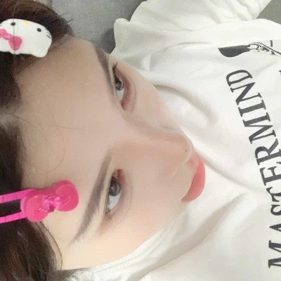 头像ins高级质感简约女