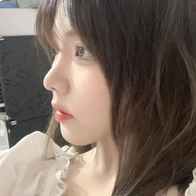 头像ins高级质感简约女