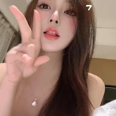 女头像ins高级质感照片