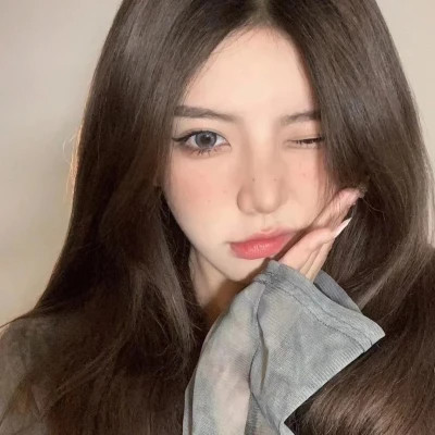 头像ins高级质感女快手